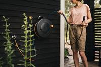 Fiskars Solid Slanghaspel L | Incl. 30 meter tuinslang - 1057237 - thumbnail