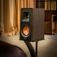 Klipsch: RP-600M Boekenplank Speakers 2 stuks - Walnoot - thumbnail
