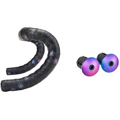 Supacaz - super sticky kush galaxy stuurlint zwart / oil slick inclusief oil slick aluminium stuurplug Supacaz - super sticky kush galaxy stuurlint zwart / oil slick inclusief oil slick aluminium stuurplug