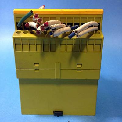 PILZ PZE 9 24VDC 8n/o 1n/c Contactuibreiding Voedingsspanning (num): 24 V/DC 8x NO, 1x NC (b x h x d) 90 x 87 x 121 mm 1 stuk(s)