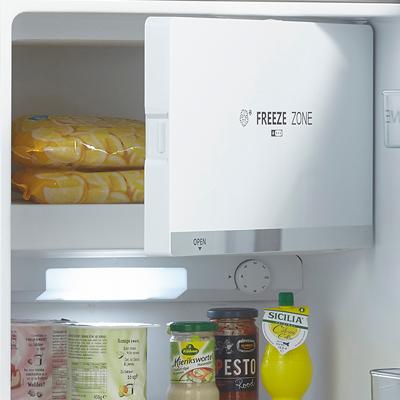 Etna KVV128ZWA Koelkast met vriesvak Zwart