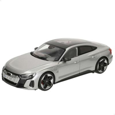 Bburago Audi RS e-tron GT 2022, silber 1:18 Auto