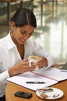 Oxford BLACK N&apos; RED spiraalblok kunststof, 140 bladzijden ft A4, gelijnd - thumbnail