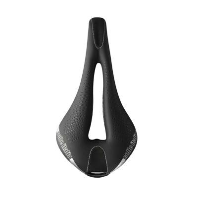 Selle Italia Max Flite Gel TI 316 Superflow L3 Zadel - Zwart Selle Italia Max Flite Gel TI 316 Superflow L3 Zadel - Zwart