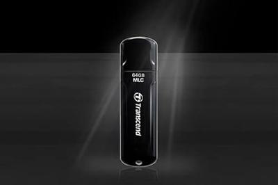 Transcend JetFlash™ 750K USB-stick 64 GB Zwart TS64GJF750K USB-A 3.2 Gen 1 Transcend JetFlash™ 750K USB-stick 64 GB Zwart TS64GJF750K USB-A 3.2 Gen 1