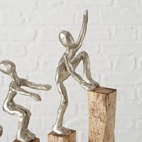 Sculptuur klimmend naar de top - thumbnail