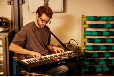 Casio CT-S1000V keyboard