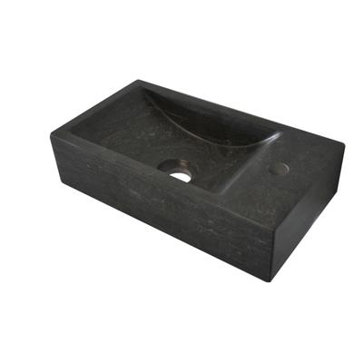 Natuursteen fontein Wiesbaden Recto 40x22x10cm (kraangat Recht) Natuursteen fontein Wiesbaden Recto 40x22x10cm (kraangat Recht)