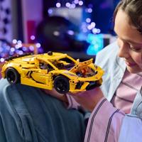 LEGO® Technic 42205 Technic Chevrolet Corvette Stingray - thumbnail