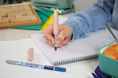 Pelikan Twist vulpen Eco, met vulling, rosé