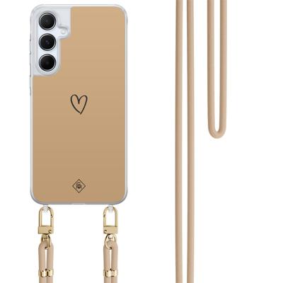Samsung Galaxy A55 hoesje met beige koord - Hart bruin Samsung Galaxy A55 hoesje met beige koord - Hart bruin