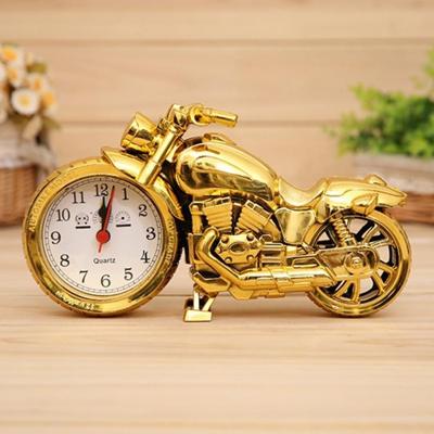 Cartoon motorfiets Alarm Clock slaapkamer kunststof aanwijzer wekker grootte: 23*13*6cm(Gold)