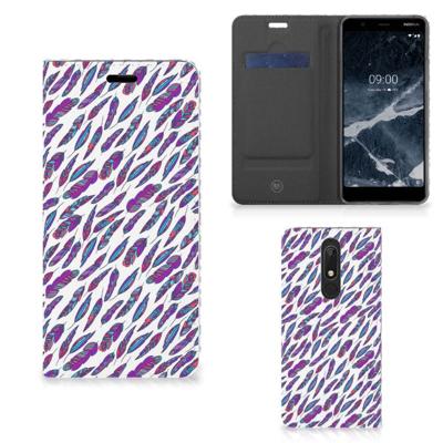 Nokia 5.1 (2018) | Hoesje met Magneet | Feathers Color Nokia 5.1 (2018) | Hoesje met Magneet | Feathers Color