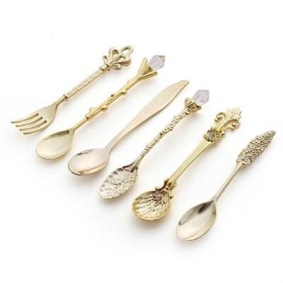 2Sets Vintage mini koffie lepels pak Royal stijl metaal gesneden koffie fruit Cutler dessert flatware keuken tools goud