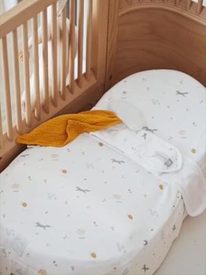 Ergonomisch coconmatras - RED CASTLE - COCOONABABY - Happy Fox hoeslaken