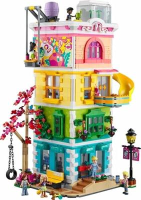 LEGO friends 41748 heartlake city buurtcentrum - thumbnail