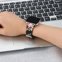 Fitbit Versa 1 / 2 & Lite leren bandje - Bloemenprint roze - thumbnail
