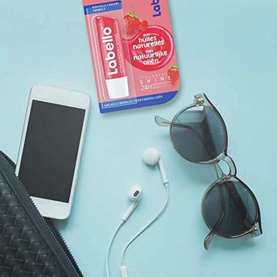 Labello Fruity shine strawberry blister (6 ml)