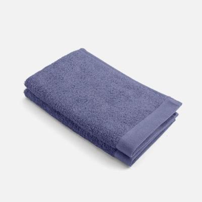 Walra Remade Cotton Gastendoekje 30 x 50 cm 550 gram Blauw - 2 stuks Walra Remade Cotton Gastendoekje 30 x 50 cm 550 gram Blauw - 2 stuks