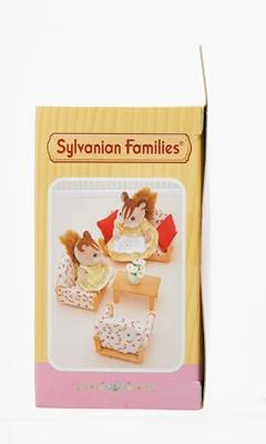 SYLVANIAN FAMILIES 4464 Sofa + 2 fauteuils + tafel SYLVANIAN FAMILIES 4464 Sofa + 2 fauteuils + tafel