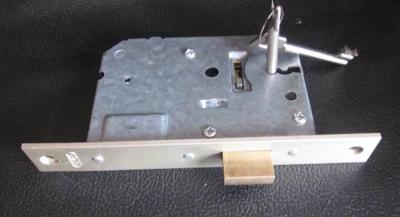 Nemef kastslot - sleutelgat 55 mm - doornmaat 50 mm - 1256/5 messing