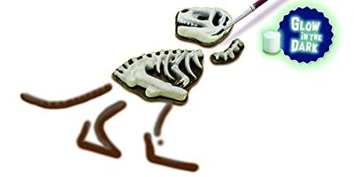 SES gieten en schilderen - glow in the dark dino skelet