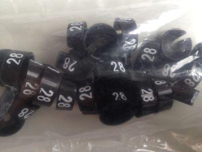 MB zwart/wit 28 voor op kledinghanger