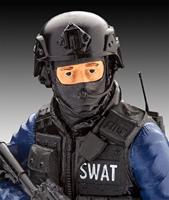 Revell 1/16 Swat Officer - thumbnail