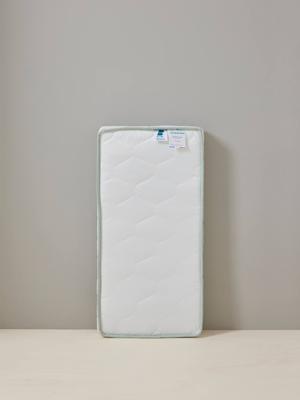 Babymatras tegen huisstofmijten met Aegis-behandeling wit