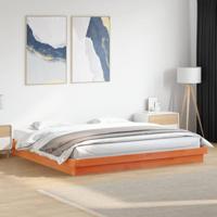 Bedframe met LED massief grenenhout wasbruin 200x200 cm - thumbnail
