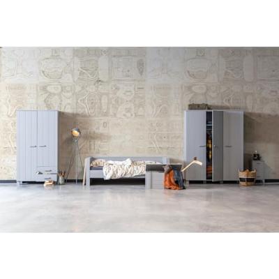 WOOOD Kledingkast 'Dennis' 3-deurs, kleur Betongrijs