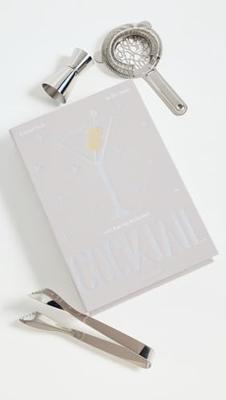 Essentials boek met cocktail tools