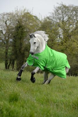 Deken Bucas Freedom Turnout Light Pony 0gr, 135 cm in green