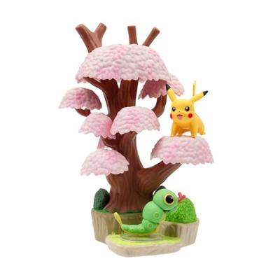 Jazwares Pokémon environment figuren set - caterpie & pikachu - thumbnail