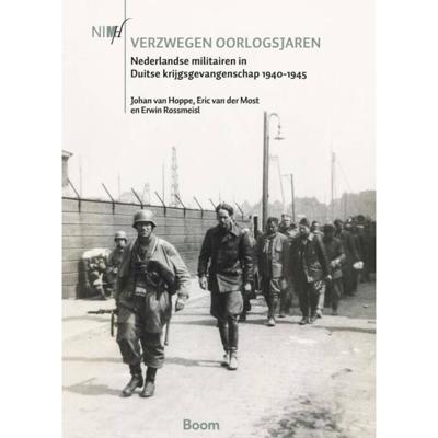 Verzwegen oorlogsjaren - Eric van der Most - Hardcover (9789024433391) Verzwegen oorlogsjaren - Eric van der Most - Hardcover (9789024433391)