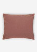 Marc O'Polo Marc O' Polo kussensloop Valka Earth red 60x70cm - thumbnail