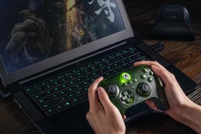 8BitDo Ultimate 3-Mode Controller - Jade Green