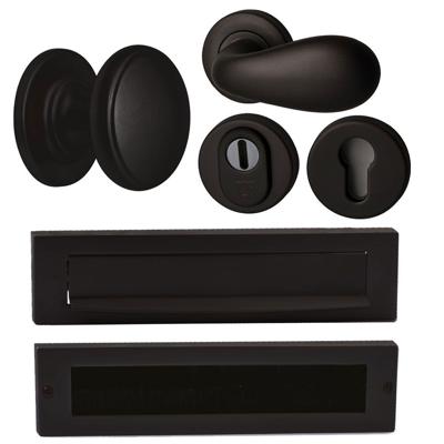 Hardbrass Voordeurset Pragma/Olympia compleet rechtswijzend SKG3 met kerntrekbeveiliging - puurzwart Hardbrass Voordeurset Pragma/Olympia compleet rechtswijzend SKG3 met kerntrekbeveiliging - puurzwart