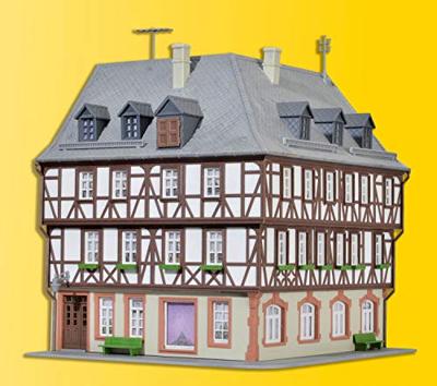 Kibri 38904 H0 Vakwerkhoekhuis Miltenberg