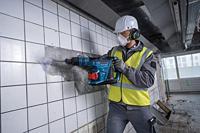 Bosch Blauw GBH 18V-40 C Accu Boorhamer BITURBO | SDS-max | 2 x 5,5 Ah accu + snellader | In XL-Boxx 0611917103 - thumbnail