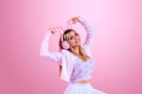 Razer kraken kitty v2 pro rgb over-ear gaming headset (roze) - thumbnail