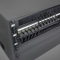 ACT DA2951 U/FTP CAT6A LSZH Slimline Patchkabel | RJ45 Connectoren Recht naar 90° Haaks Rechts | Zwart | 1,5 meter - thumbnail