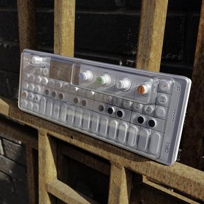 Decksaver Teenage Engineering OP-1 cover Decksaver Teenage Engineering OP-1 cover