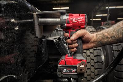 Milwaukee M18 FUEL™ FIW2F38-0X Compacte accu slagmoersleutel 339Nm 3/8" frictiering 18V Basic Body in HD Box - 4933478650