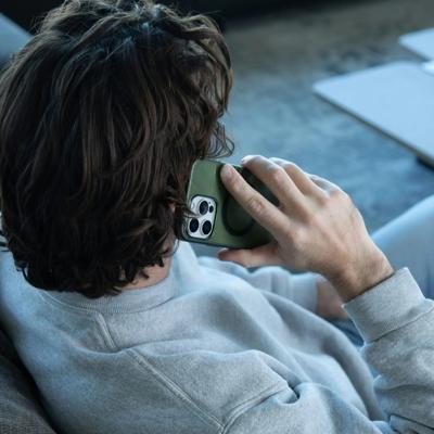 Incase Slim hoesje iPhone 16 Pro - Highland Green