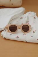 Zonnebril BEABA Delight voor kinderen van 9 tot 24 maanden rouge - thumbnail