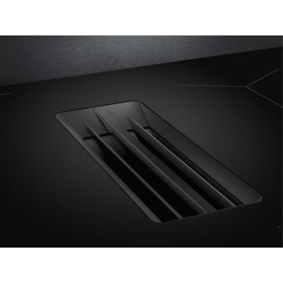 AEG Kookplaat met afzuiging - 7000 ComboHob SenseFry 80 cm NCH84C23CB AEG Kookplaat met afzuiging - 7000 ComboHob SenseFry 80 cm NCH84C23CB