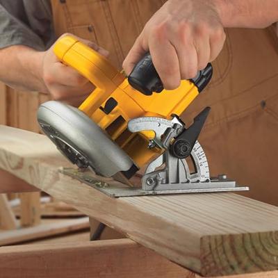 DEWALT DWE575K Handcirkelzaag Incl. accessoires 1600 W