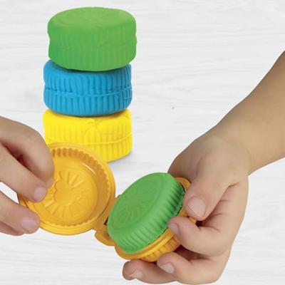 Play-Doh Disney Junior Mijn Garage met Mickey Mouse, boetseerkleiset, creatieve activiteiten, speelgoed voor peuters, geschikt voor kinderen vanaf 2 jaar.