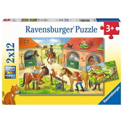 Ravensburger Vakantie op de manege kinderpuzzel - 2 x 12 stukjes - Dieren